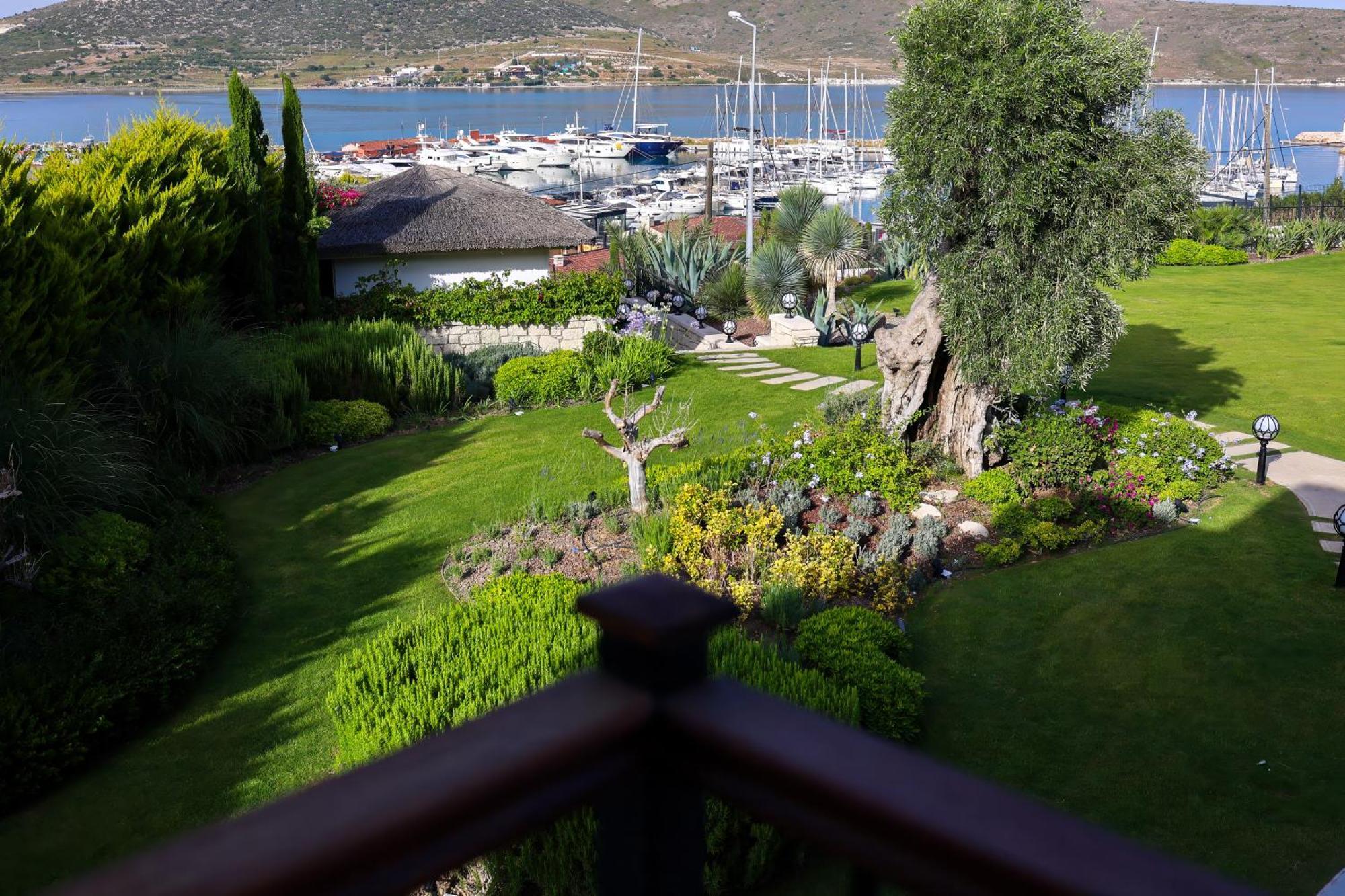 Marin Alacati Hotel Exterior foto