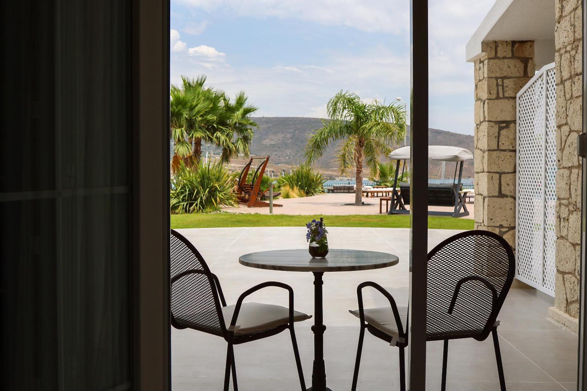 Marin Alacati Hotel Exterior foto