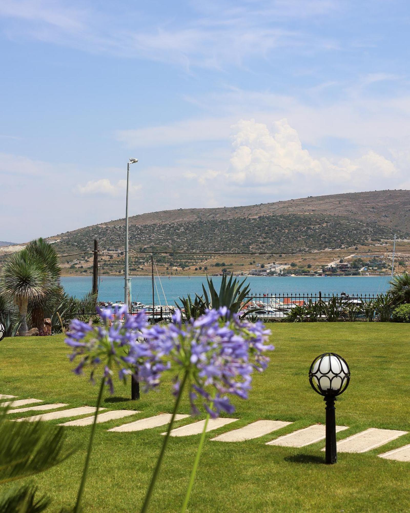 Marin Alacati Hotel Exterior foto